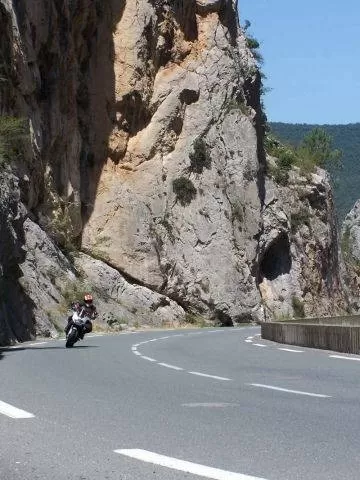 Gites et hôtels pour partir en moto avec parking privé chez Brit Hôtel Foix, Foix, Brit Hôtel Foix