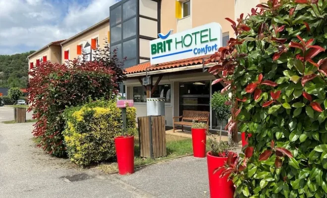 Découvrez les saveurs authentiques du centre-ville de Foix, Foix, Brit Hôtel Foix
